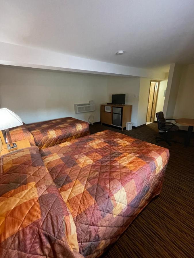 Express Inn Chicopee Extérieur photo
