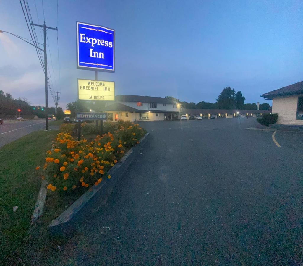 Express Inn Chicopee Extérieur photo